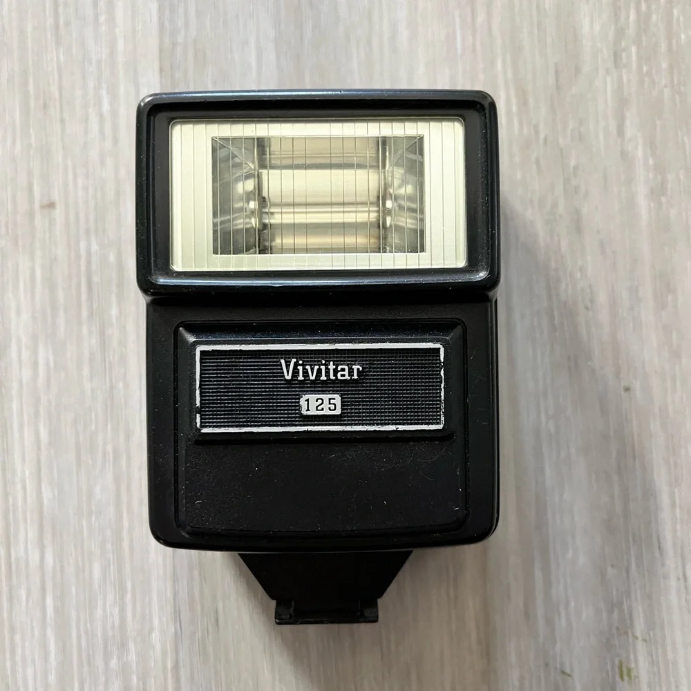 Vintage VIVITAR Shoe Mount Flash - Model 125